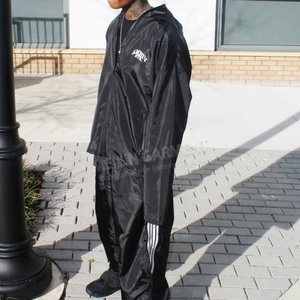 Nuevo Diseño Personalizado, Chaqueta Deportiva Reflectante de Nailon de 3m con Etiqueta Privada, Chaqueta Cortavientos para Hombre, Fabricante de Trajes Deportivos de Nailon - Product Image 3
