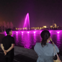 Fontaines musicales pour grands projets, installation en lac, équipement pour événements urbains, spectacle d'éclairage musical et d'eau, fontaine flottante