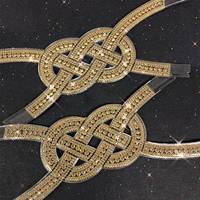 Strass décoratifs en verre flash de mode en gros pour sandales et pantoufles pour femmes, matériaux finis