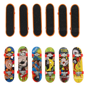 Vente flash : <span class=keywords><strong>Skateboard</strong></span> à doigts en plastique pour enfants, <span class=keywords><strong>petit</strong></span> <span class=keywords><strong>skateboard</strong></span> de bureau pour le pouce, jouets anti-stress - Product Image 4