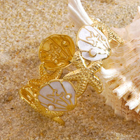 Bracelet ouvert en acier inoxydable en forme de C, style océan estival, avec étoile de mer, coquillage et perle, minimaliste et polyvalent, pour femme