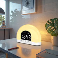 Kreativer Warmlicht-Wecker für Kinder und Tiefschläfer Sonnenaufgang Digitaler LED Elektronischer Wecker mit Cartoon-Muster für Büro