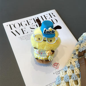 En gros, adorable pendentif abeille en peluche pour mariage, accessoires pour sacs, porte-clés de voiture, petits cadeaux - Product Image 4