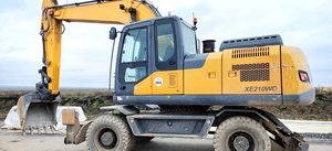 Excavadora de Tamaño Mediano con Ruedas y Orugas XE210WD de 20.8 Toneladas y 0.86m³, Fuerte Fuerza de Excavación con Motor, Bomba y Sistema Hidráulico - Product Image 3