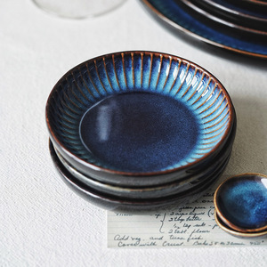 Tazón Grande Retro Azul Marino para Sopa y Plato para Sashimi, Cerámica Hecha a Mano con Diseño de Plantas - Product Image 2