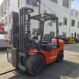Montacargas HELI FD30 FD50 Diésel Usado Original de Japón, 3 y 5 Toneladas, en Shanghái, en Muy Buen Estado, al Mejor Precio - Product Image 1
