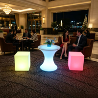 Tabourets cubes lumineux LED 2700K blanc chaud doux, étanches, pour soirées, événements extérieurs, hôtels et plages, garantie 2 ans