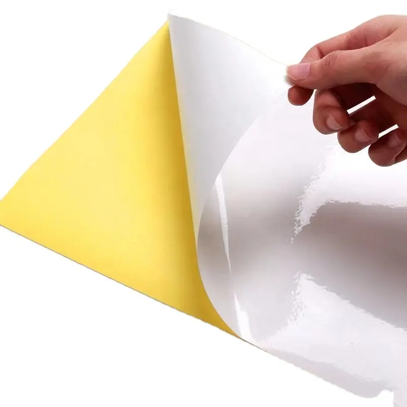 Самоклеящаяся бумага с глянцевым покрытием
