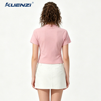 T-shirt Kuenzi à col mi-haut coloré style Hot Girl 260GSM 47,1% Coton 47,1% Viscose 5,8% Spandex Streetwear américain ajusté
