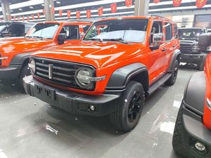 2024 2025 Véhicule <span class=keywords><strong>d</strong></span>'<span class=keywords><strong>occasion</strong></span> de marque chinoise Great Wall Tank 300 Hybride SUV Tout-terrain Automatique Conduite à gauche Intérieur foncé Sièges en cuir <span class=keywords><strong>Pas</strong></span> <span class=keywords><strong>cher</strong></span> - Product Image 1