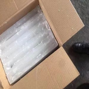 Cera de Parafina Totalmente Refinada al por Mayor, Material Sólido para Fabricación de Velas con Puntos de Fusión 48/50/58/60, Grado Alimenticio Disponible - Product Image 4