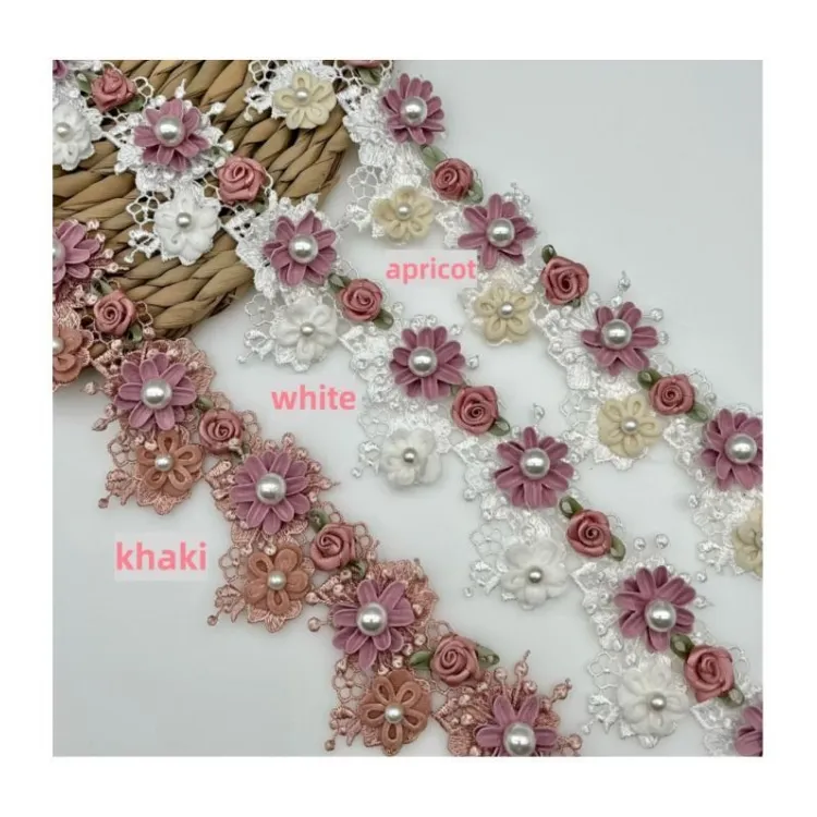 Bordado de afinidad 3D Rose Pearl Flower Beads Lace Edge Lace Trim Ribbon para coser vestido de niña