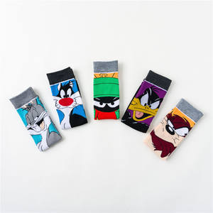 2025 gros lapin haute qualité drôle nouveauté Anime équipage hommes femmes Animal Sublimation Cool dessin animé Tube Comics <span class=keywords><strong>chaussettes</strong></span> - Product Image 3