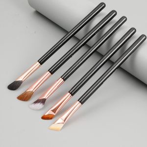 Pinceau de maquillage professionnel à poils naturels, à pointe ciseaux et biseautée, pour fard à paupières, correcteur et détails - Product Image 5