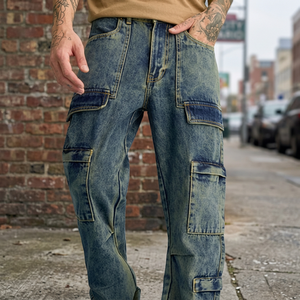Jean cargo droit tendance et stylé pour homme, coupe ajustée, en denim respirant et écologique, idéal pour les looks décontractés et semi-formels, personnalisable - Product Image 3