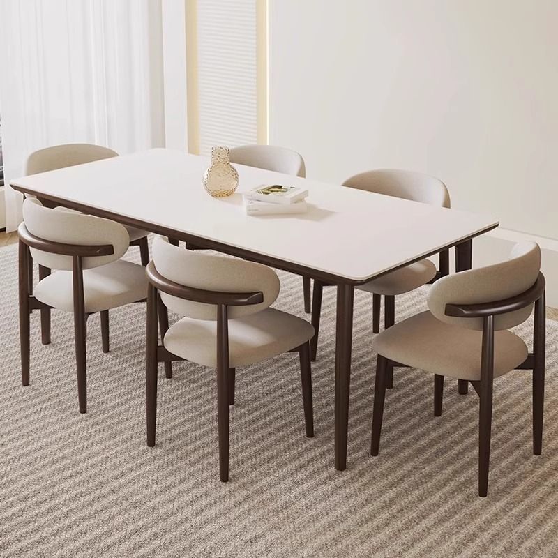 Ensemble table et chaises blanches