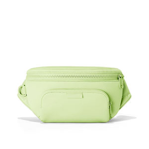 Sac banane minimaliste multicolore, matériau léger, design multi-compartiments, sac de poitrine unisexe pour un usage quotidien - Product Image 3