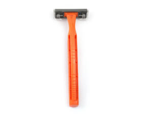 Pisau Cukur Sekali Pakai <span class=keywords><strong>BIC</strong></span> Design Tiga Mata Pisau dengan Strip Pelumas, Laris Terjual - Product Image 3