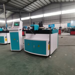 Máquina dobladora automática de forma de S de perfil de arco de aluminio de 4 ejes utilizada para tiras de vidrio de espejo de luz LED - Product Image 3