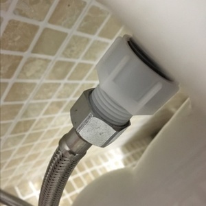 Raccord de tuyau de bidet en plastique ABS de 7/8 po à 1/2 po, adaptateur de vanne de remplissage de toilette pour connexion au réservoir de bidet - Product Image 6