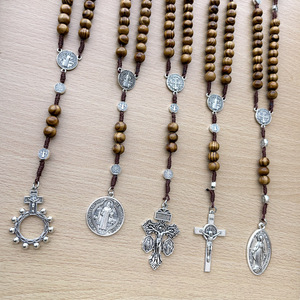 Gioielli alla Moda, Ciondolo Rosario in Legno, Croce del Perdono, Medaglia Miracolosa, Regalo di Pasqua N74 - Product Image 1