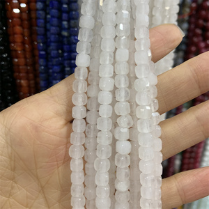 Perles en <span class=keywords><strong>pierre</strong></span> naturelle facettées en forme de cube 6*6mm en gros, perles carrées en <span class=keywords><strong>pierre</strong></span> précieuse, perles carrées facettées en vrac pour la fabrication de bijoux - Product Image 3
