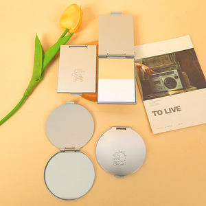 Portable Round Makeup <b>Mirror</b> Aluminum Case With Bear Design <b>Compact</b> <b>Mirror</b> For Personal Gift Use - Product Image 4