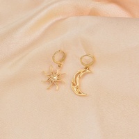 Boucles d'oreilles pendantes asymétriques abstraites et esthétiques, personnalisées, en or, argent et noir, motif soleil et lune évidé, pour femme