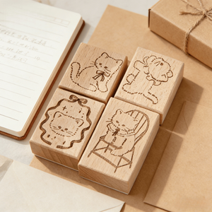 Timbro in Legno Personalizzato con Logo Inciso, Superficie Lucida in Legno Naturale per Scrapbook e Fai-da-Te - Product Image 1