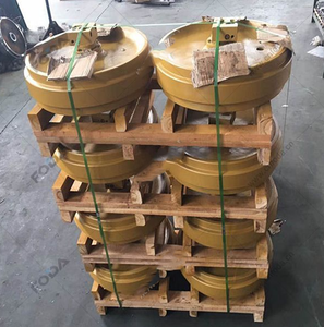 Listo para enviar: Piezas de tren de rodaje para miniexcavadora, rodillo guía, rodillo inferior de oruga, cuatro ruedas y una correa, compatible con Yanmar 50 - Product Image 1