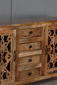 Mueble de Madera Contemporáneo con Amplios Estantes de Almacenamiento, Construcción Duradera y Diseño Elegante para Interiores Modernos - Product Image 4