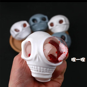 Juguetes Blandos de Calavera de Halloween de TPR con Ojos de Araña, Gadgets de Broma, Decoración para Fiestas, Venta al por Mayor a Granel - Product Image 4