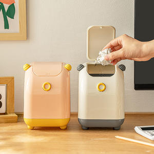 Elegante mini bote de basura blanco de escritorio con tapa abatible para uso en el hogar u oficina, contenedor de residuos rectangular para interiores. - Product Image 2