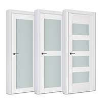 Porte intérieure en bois avec cadre en bois et verre dépoli pour hôtel moderne, porte de chambre intérieure en bois blanc avec inserts de panneaux en verre