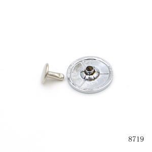 <span class=keywords><strong>Remache</strong></span> de doble capa de aleación de níquel y zinc con logotipo metálico grabado personalizado <span class=keywords><strong>para</strong></span> accesorios de ferretería de correas de cuero y bolsos - Product Image 4