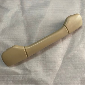 Lexus Roof Grab Handles 74610-53030 Gray Beige <b>ABS</b> For ES240 RX350 RX270 IS250 IS350 IS300 - Product Image 3