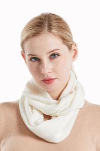 เสื้อฮู้ดถักลาย100% สำหรับผู้หญิงผ้าแคชเมียร์แท้ - Product Image 3