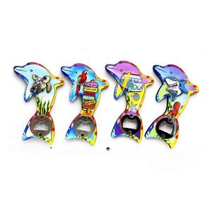 Ouvre-bouteille magnétique 3D en bois Série Plage Tortue Maldivienne pour réfrigérateur de cuisine, cadeau souvenir parfait - Product Image 3