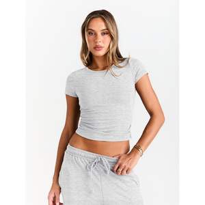 FOXA Combinaison d'été 2 pièces pour femme Pantalon à jambes larges avec fronces et haut court sur le côté assorti pour ensemble de salon Nouveau produit quantité minimale de commande 2 pièces - Product Image 3
