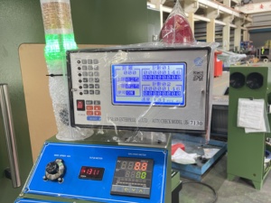 JUNE SIN 7120 Máquina de Procesamiento de Hilos Mejorada de Tipo Pesado con Detector de Hilos - Product Image 6