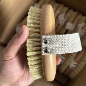 Cepillo Ovalado de Madera al por Mayor con Cerdas Naturales de Sisal para Exfoliación Corporal y Cuidado de la Piel en el Baño - Product Image 3
