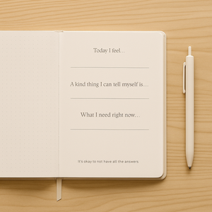 Diario Be Kind to Yourself, Cuaderno de Tapa Dura de Piel Sintética para el Cuidado Personal, Reflexión Diaria y Gratitud para la Salud Mental - Product Image 3