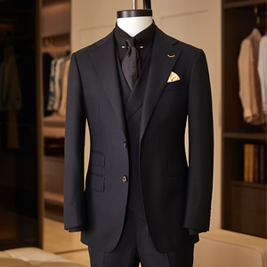Abito da <span class=keywords><strong>uomo</strong></span> in lana nero notte a righe sottili OEM ODM Premium con revers a notch, <span class=keywords><strong>blazer</strong></span> formale di lusso per matrimoni e ufficio - Product Image 3