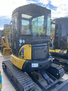 Mini-excavatrice Komatsu PC35MR, 3,9 tonnes, d'occasion, modèle 2022, moteur presque neuf, excellent état, testée et inspectée - Product Image 5