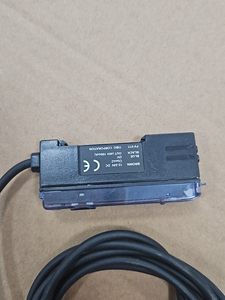 Sensor Fotoeléctrico Industrial de Alta Precisión FS-V11 para Automatización - Product Image 3