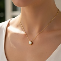 Collier Pendentif Minimaliste Personnalisé en Or Jaune/Blanc/Rose 18 carats avec Breloque Bulle, Diamant de Laboratoire Taille Brillant Certifié IGI pour Femme