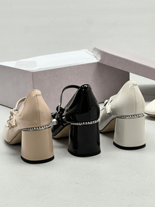 Chaussures Jimmy de haute qualité pour femmes à talon bas en cuir verni lisse, talon stable, bout carré rétro, faciles à nettoyer - Product Image 6