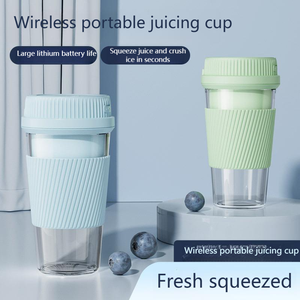 เครื่องคั้นน้ำแบบพกพาไร้สาย USB กลางแจ้งชาร์จได้เครื่องปั่นไฟฟ้าความจุสูงพร้อมสายคล้องมีดเหล็ก10ใบ - Product Image 3