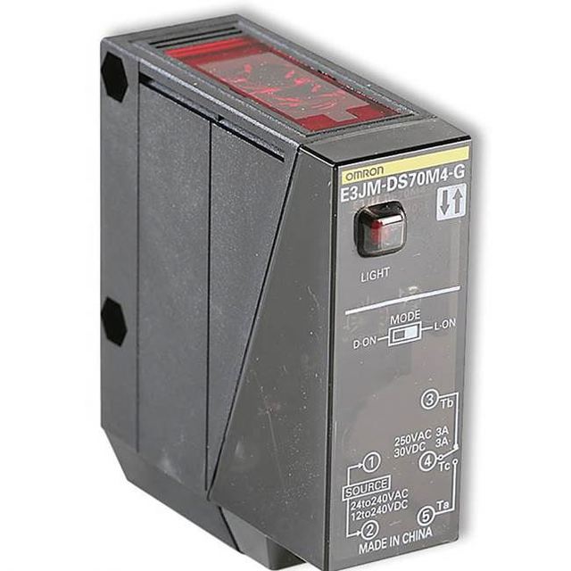 100% original OMRON Photoelectric Sensor E3JM Series