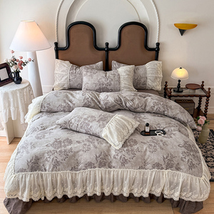 Ensemble de draps de lit en dentelle à double couche de style rétro français, housse de couette saisonnière antique répétée - Product Image 3